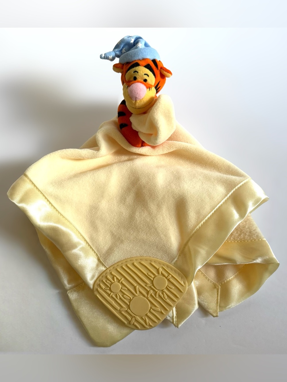 NWOT Disney Baby Tigger Teether Lovey Security Blanket Blankie Satin Trim 2002